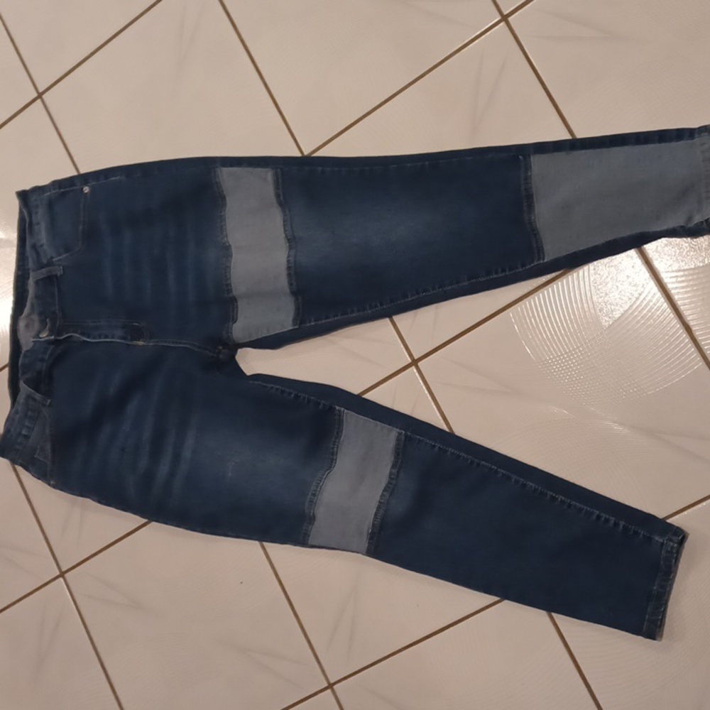 4/$80 Blue Patchwork Skinny Jeans - Size 2XL (US16)